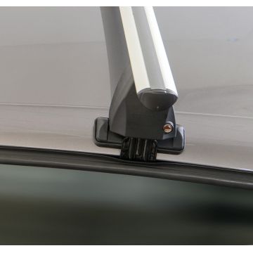 Bare transversale Menabo Delta Silver pentru Nissan Juke, 5 usi, model 2010-2019 Bare transversale Menabo Delta Silver pentru Nissan Juke, 5 usi, model 2010-2019