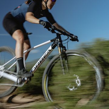 Orbea ALMA H20 Taupe Brown (Matt) - Mango (Gloss) - bicicletă MTB XC hardtail