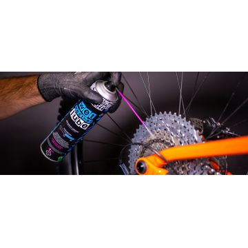 Muc-Off - Spray intretinere Bicicleta (pentru ploaie si noroi) Wet Weather Lube - 400ml