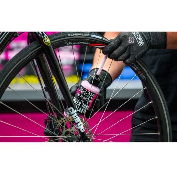 Muc-Off - solutie antipana No Puncture Hassle ( (Inner Tube Sealant) - 5 litri