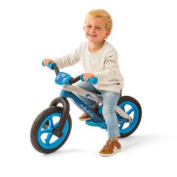 Bicicleta copii fara pedale Chillafish BMXie 02 Blue cu suport pentru picioare si frana integrata, varsta 2-5 ani, scaun reglabil de la 32 la 39 cm, anvelopele RubberSkin Bicicleta copii fara pedale Chillafish BMXie 02 Blue cu suport pentru picioare si frana integrata, varsta 2-5 ani, scaun reglabil de la 32 la 39 cm, anvelopele RubberSkin