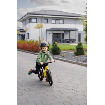 Bicicleta de echilibru pentru copii, Adamex Speed M8, pliabila, fara pedale, cu Saua reglabila si manere confortabile, 2-5 ani, pana la 35 kg, Mellow Yellow Bicicleta de echilibru pentru copii, Adamex Speed M8, pliabila, fara pedale, cu Saua reglabila si manere confortabile, 2-5 ani, pana la 35 kg, Mellow Yellow