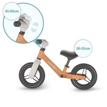 Bicicleta fara pedale Coccolle First Way Cookie Beige 2-6 ani, Roti 10 inch din PU, Ghidon reglabil, Greutate admisa 30 kg, Sa Reglabila Bicicleta fara pedale Coccolle First Way Cookie Beige 2-6 ani, Roti 10 inch din PU, Ghidon reglabil, Greutate admisa 30 kg, Sa Reglabila
