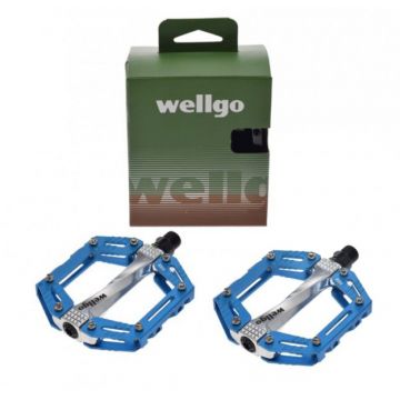 Set 2 pedale Wellgo din aluminiu pentru bicicleta, filet 9 16, culoare albastru Set 2 pedale Wellgo din aluminiu pentru bicicleta, filet 9 16, culoare albastru