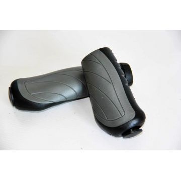 Set 2 mansoane bicicleta D2-TC-G142, stanga 135mm, dreapta 92mm, culoare gri negru Set 2 mansoane bicicleta D2-TC-G142, stanga 135mm, dreapta 92mm, culoare gri negru